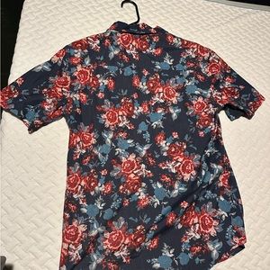 Retrofit Medium floral print button up